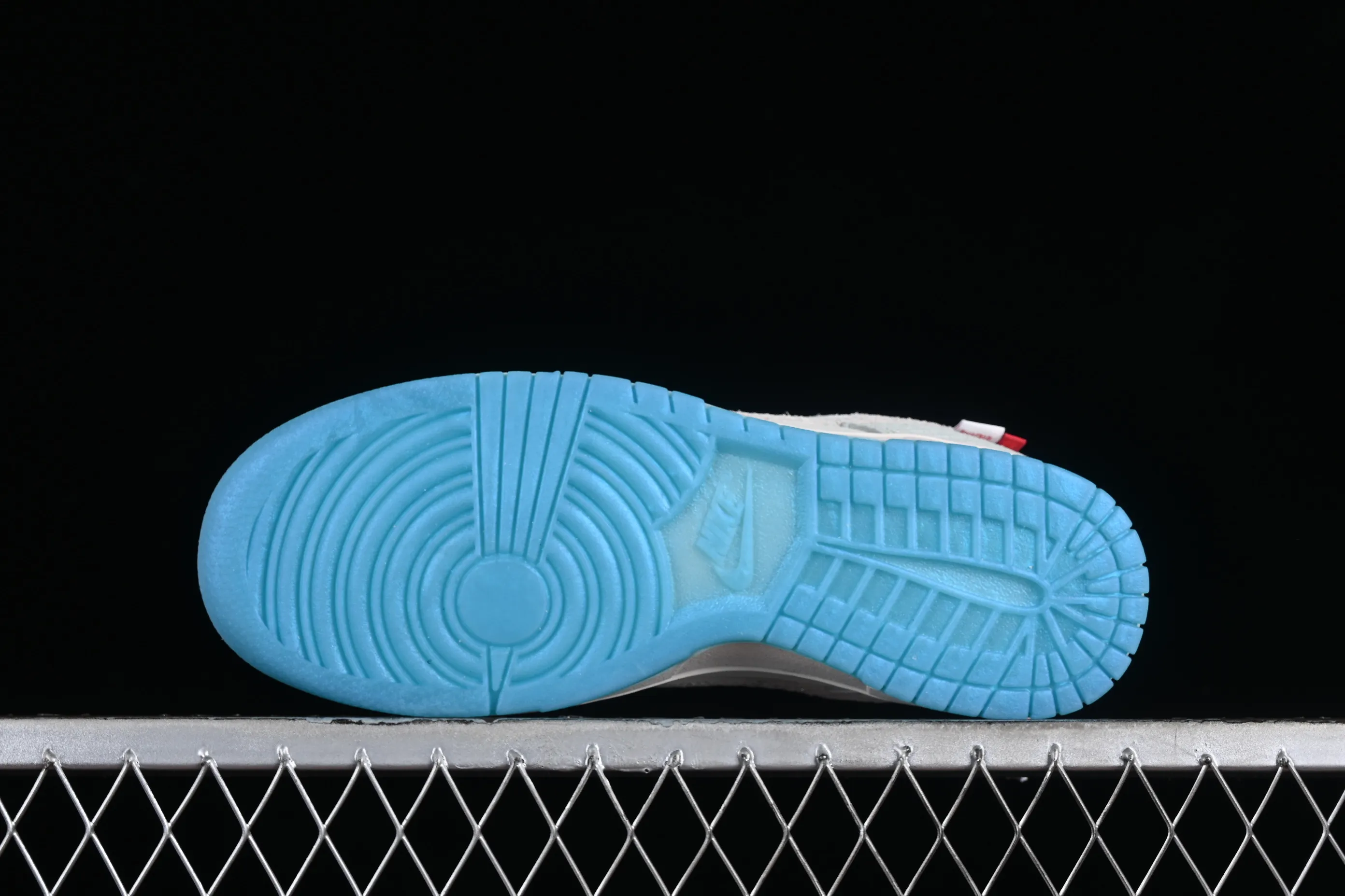 All categories Nk SB Dunk series Nk SB Dunk Low low-top sneakers F version Nk Dunk Low 2024 Year of the Dragon customized model SB low-top casual sneakers FZ5065-111